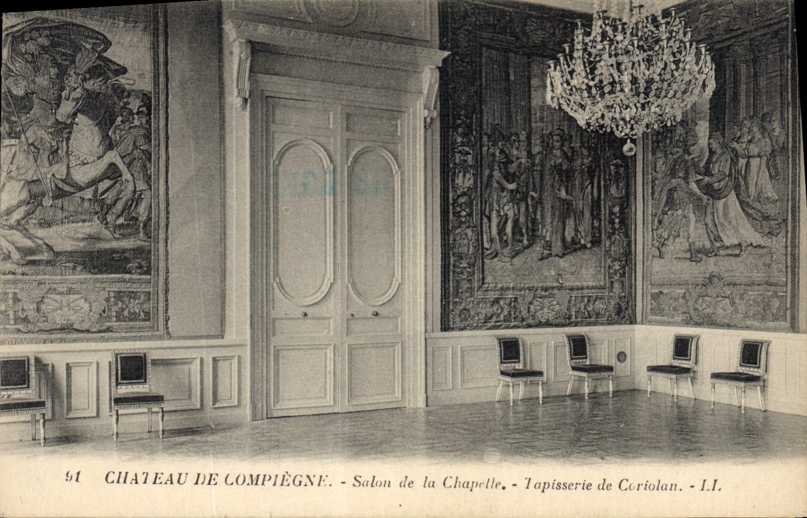 CPA Chateau de Compiegne Salon de la Chapelle Tapisserie de Coriolan
