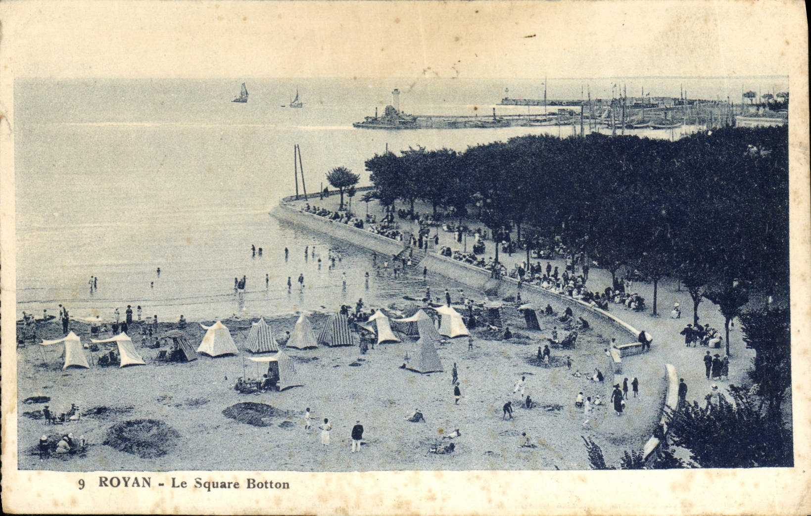 CPA Royan Le Square Botton 