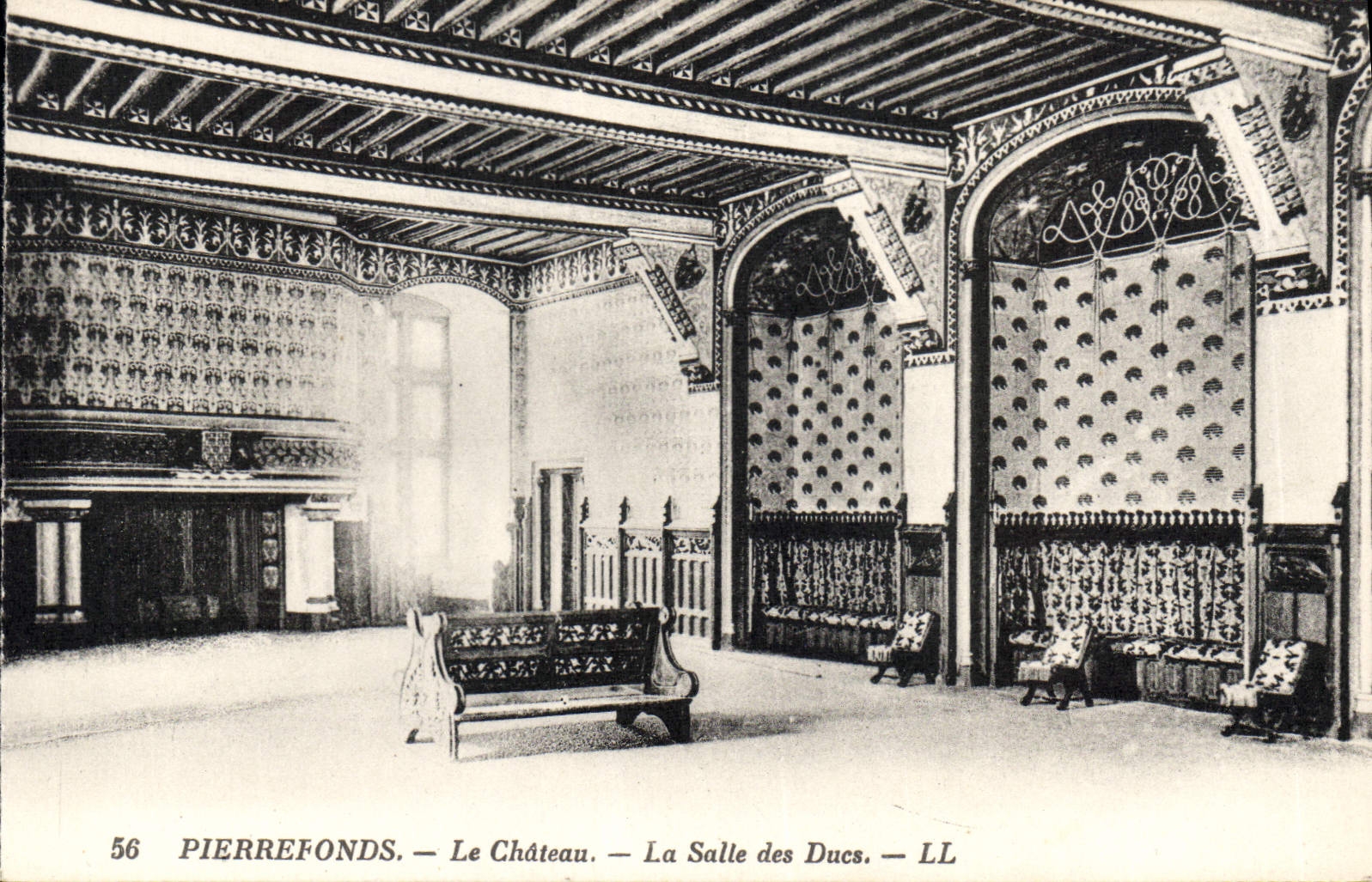 CPA Pierrefonds Le Chateau La Salle des Ducs 