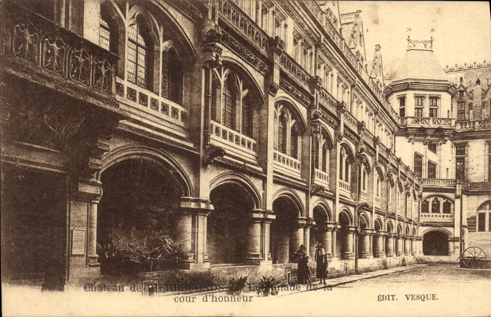 CPA Chateau de Pierrefonds 