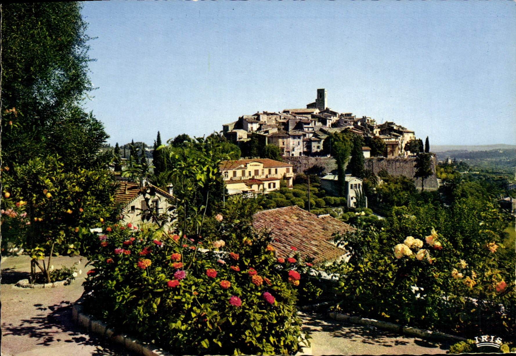 CPM Reflets de la Cote d'Azur St Paul de Vence AM Vue generale 
