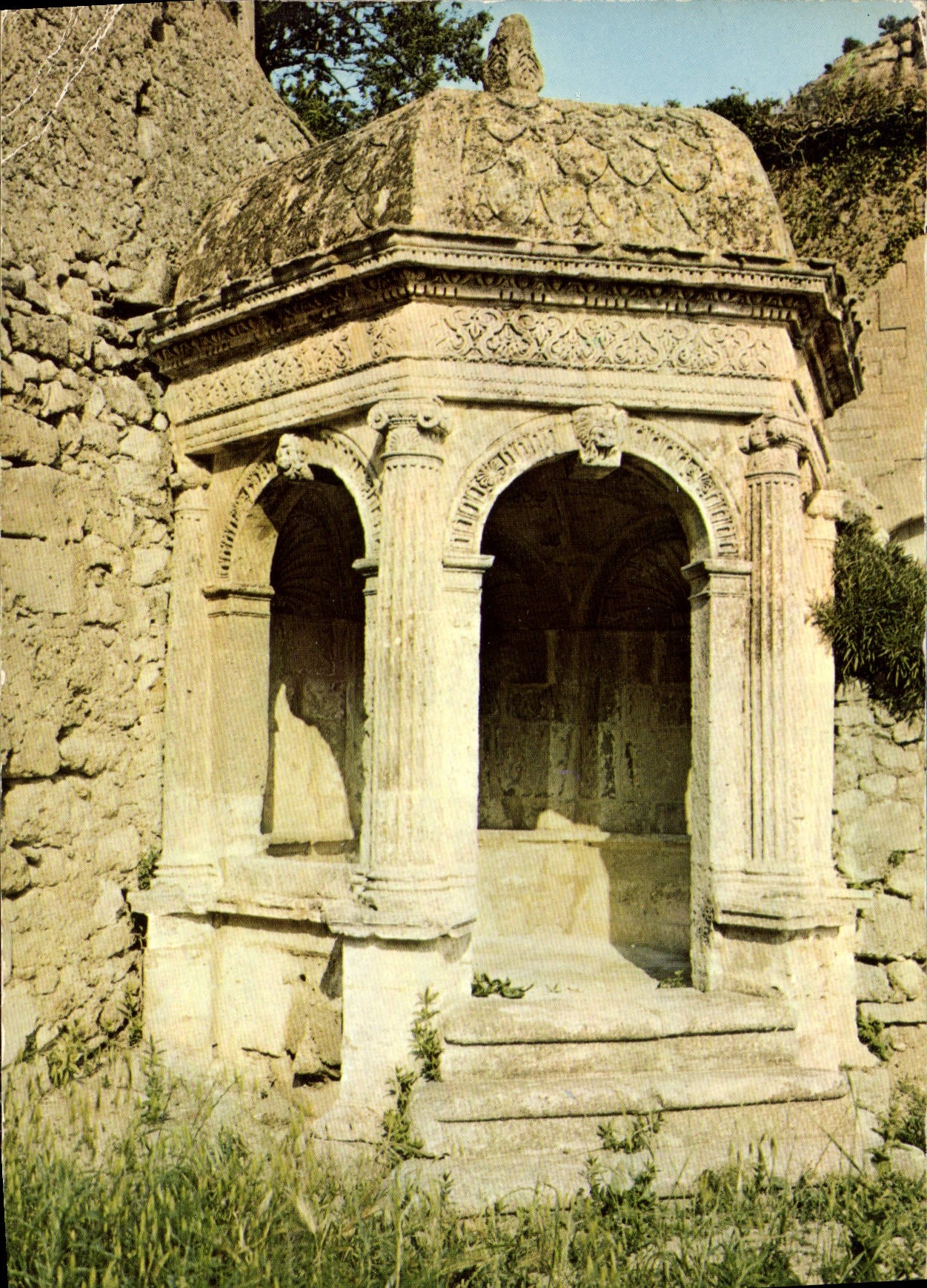 CPM Les Belles Images de Provence les Baux de Provence Pavillon de la reine Jeanne