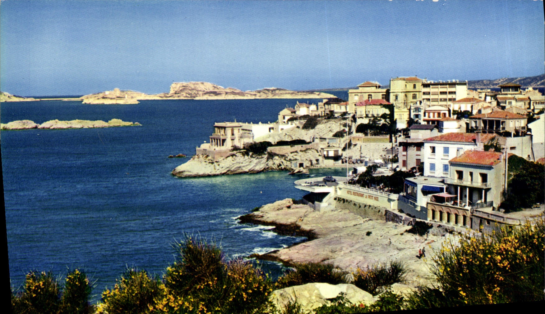 CPM Marseille la Promenade de la corniche le Petit Nice