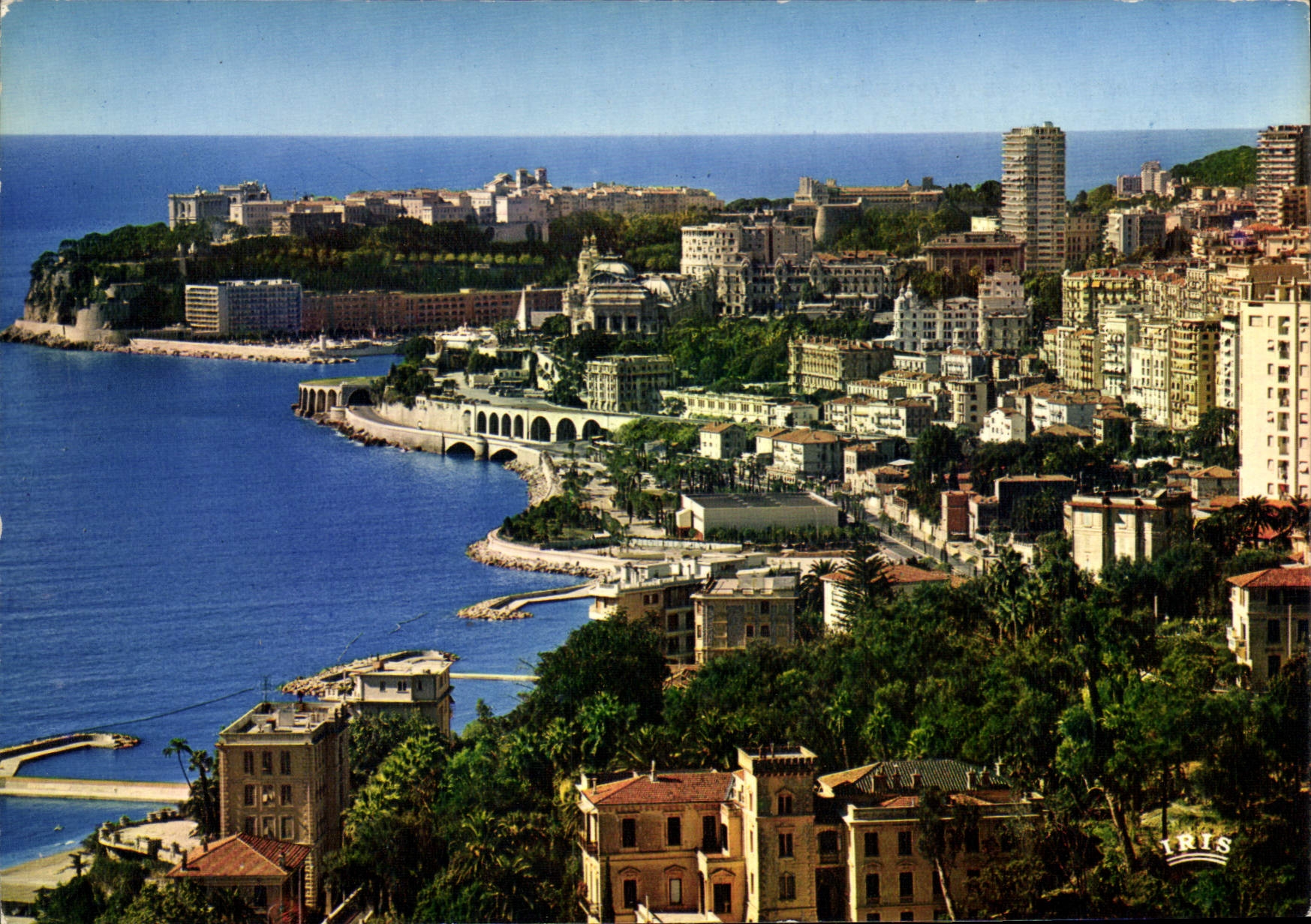 CPM Reflets de la Cote d'Azur Principaute de Monaco vue panoramique sur Monte Carlo et le Rocher 