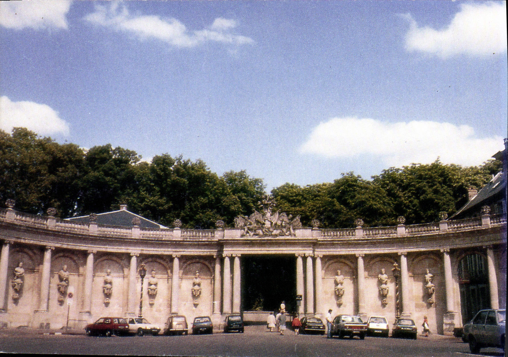 CPM Nancy Entree de la Pepiniere 