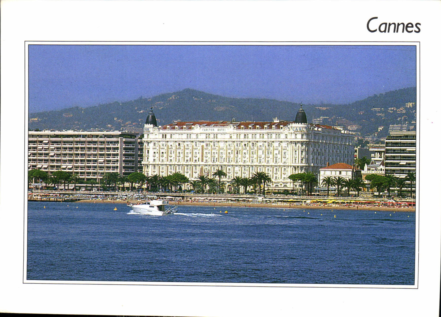 CPM Cannes Alpes Maritimes la Croisette la Plage Hotel Cariton 