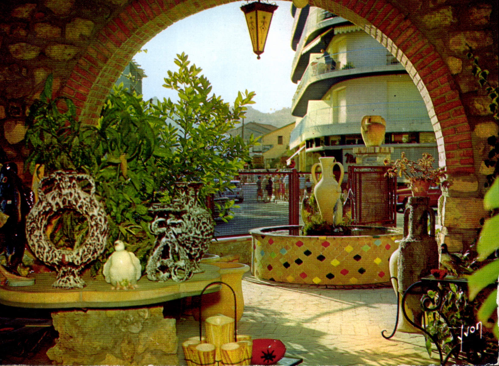 CPM Clouleurs et Lumiere de France la Cote d'Azur miracle de la nature Vallauris Alpes Maritimes Vil