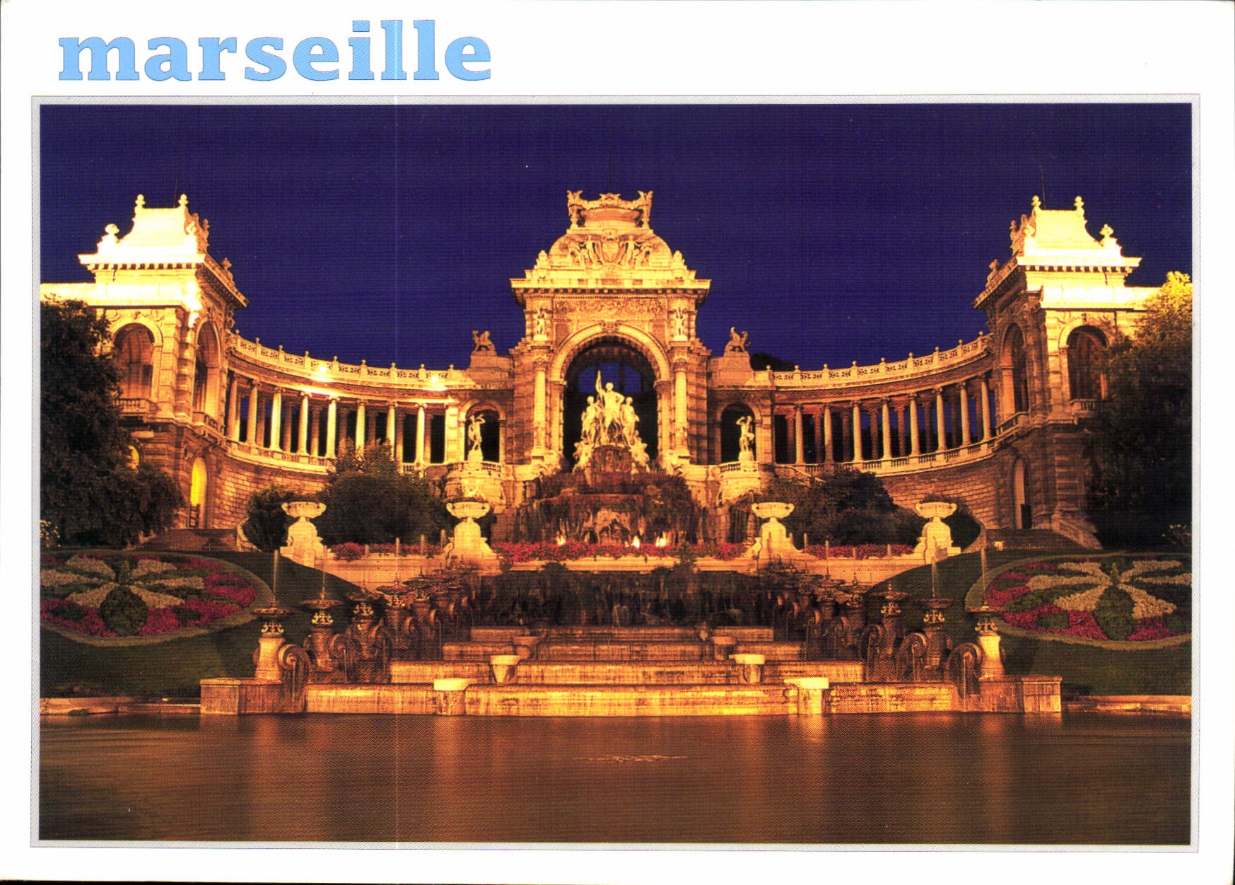 CPM Marseille Bouches du Rhone France Le Palais Longchamo illumine