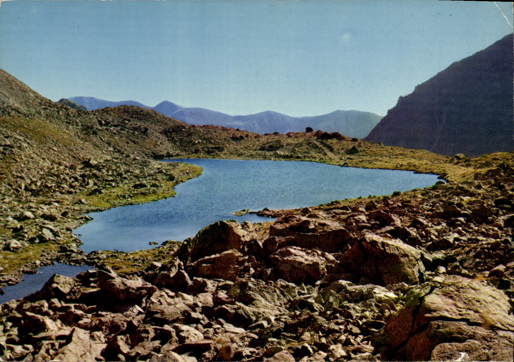 CPM Comte de Nice Saint Martin Vesubie La Suisse Nicoise Le Lac de la Madone des Fenetres au fond le