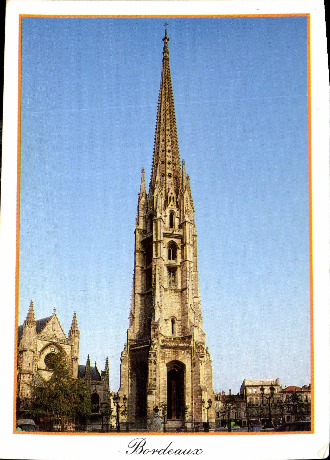 CPM Bordeaux La fleche de l'Eglise Saint Michel a Bordeaux 