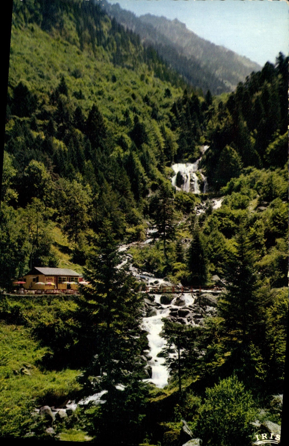 CPM Cauterets Htes Pyrenees te Hiver La Raillere Cascades