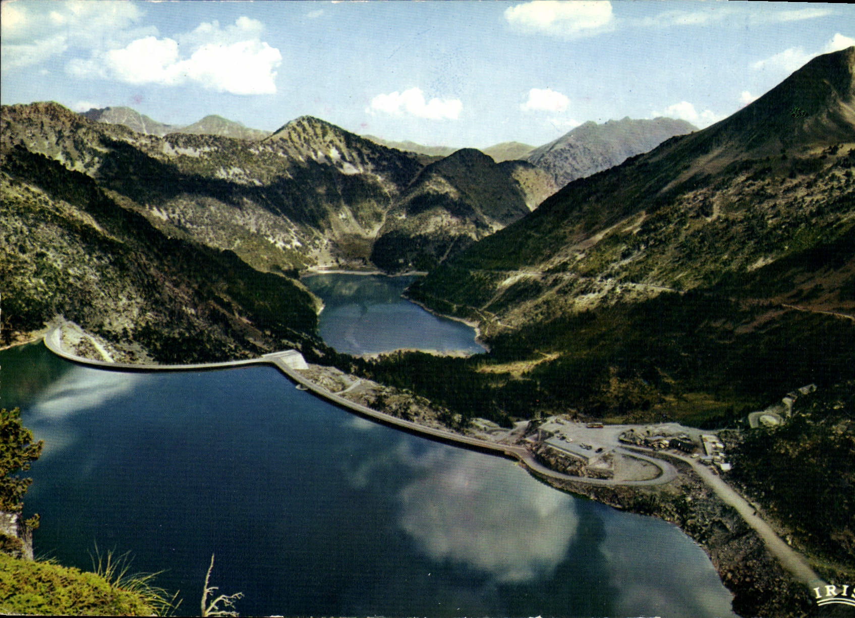 CPM Les Pyrenees Les Lacs de Capdelong et oredon en haute vallee d'Aure 