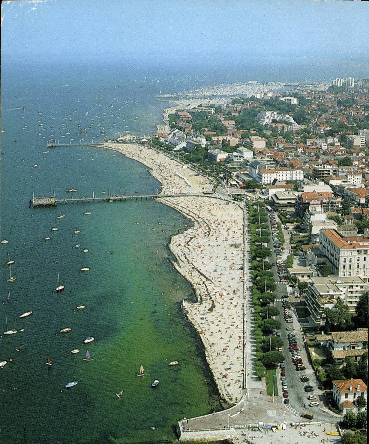 CPM Couleurs et Lumiere de France Arcachon Gironde Station balneaire sur le Bassin d'Arcachon