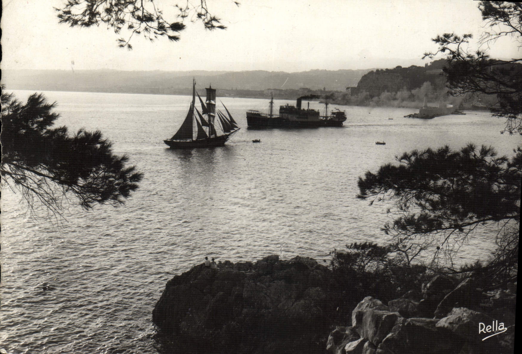 CPA la Cote d'Azur Nice Bord de mer Bateau