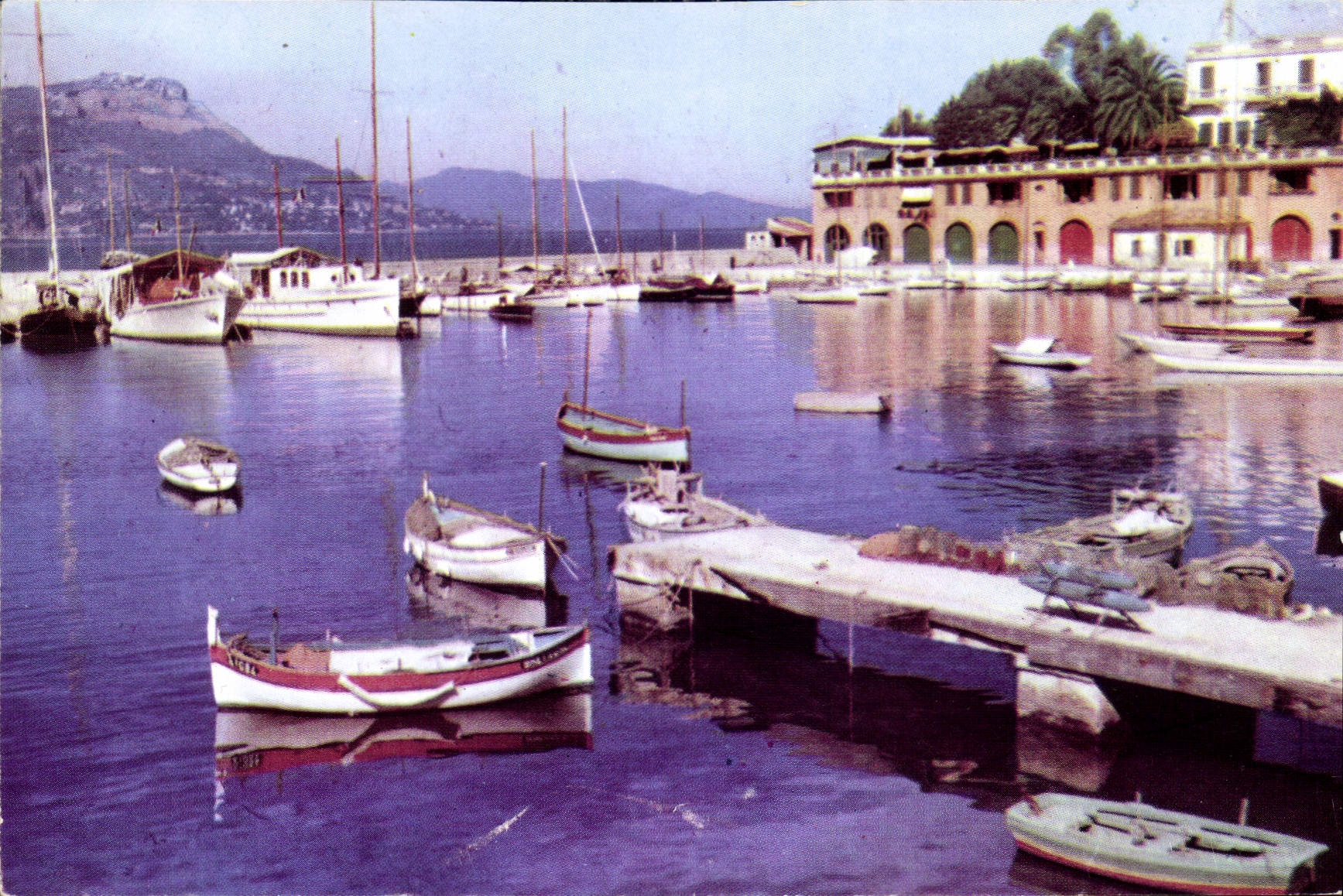 CPA St Jean Cap Ferrat A M Bateaux