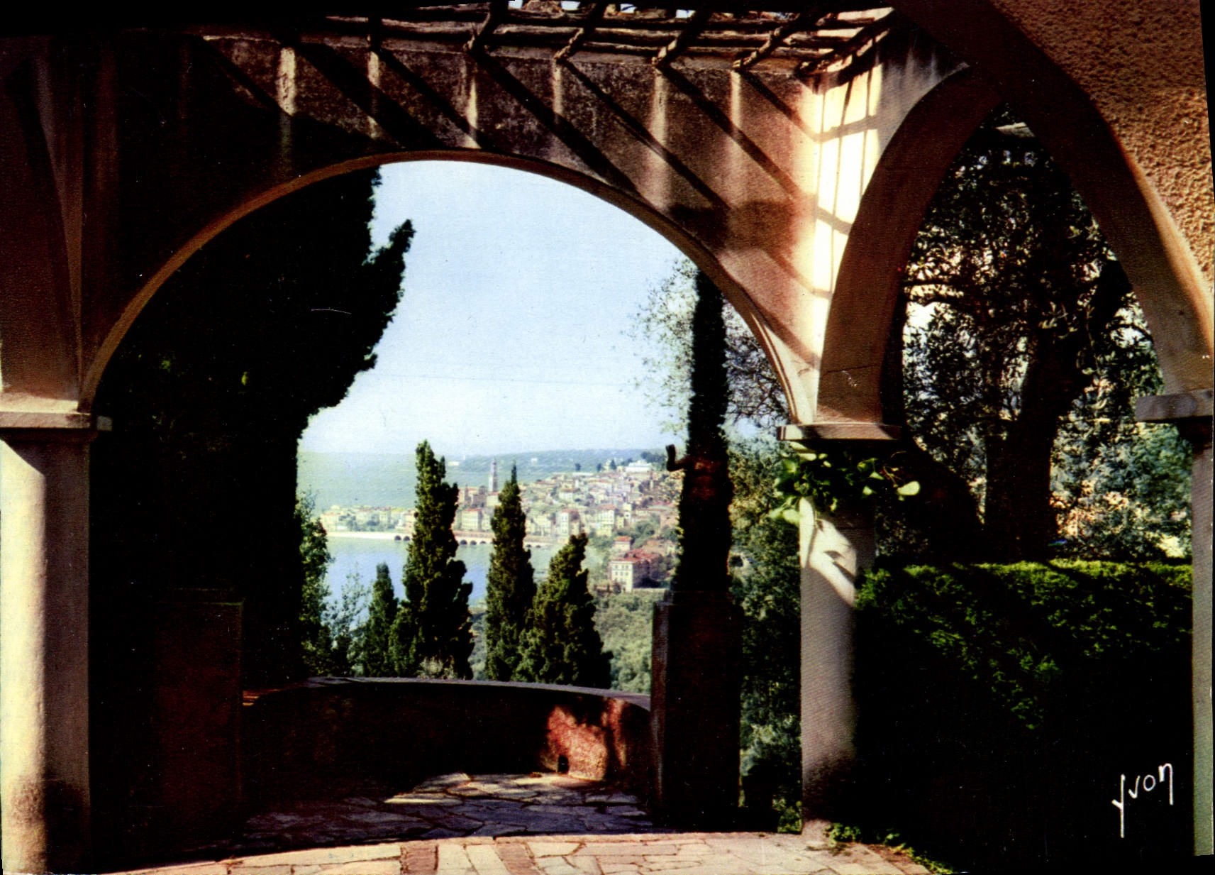CPA Couleurs et Lumiere de France Domaine les Colombieres