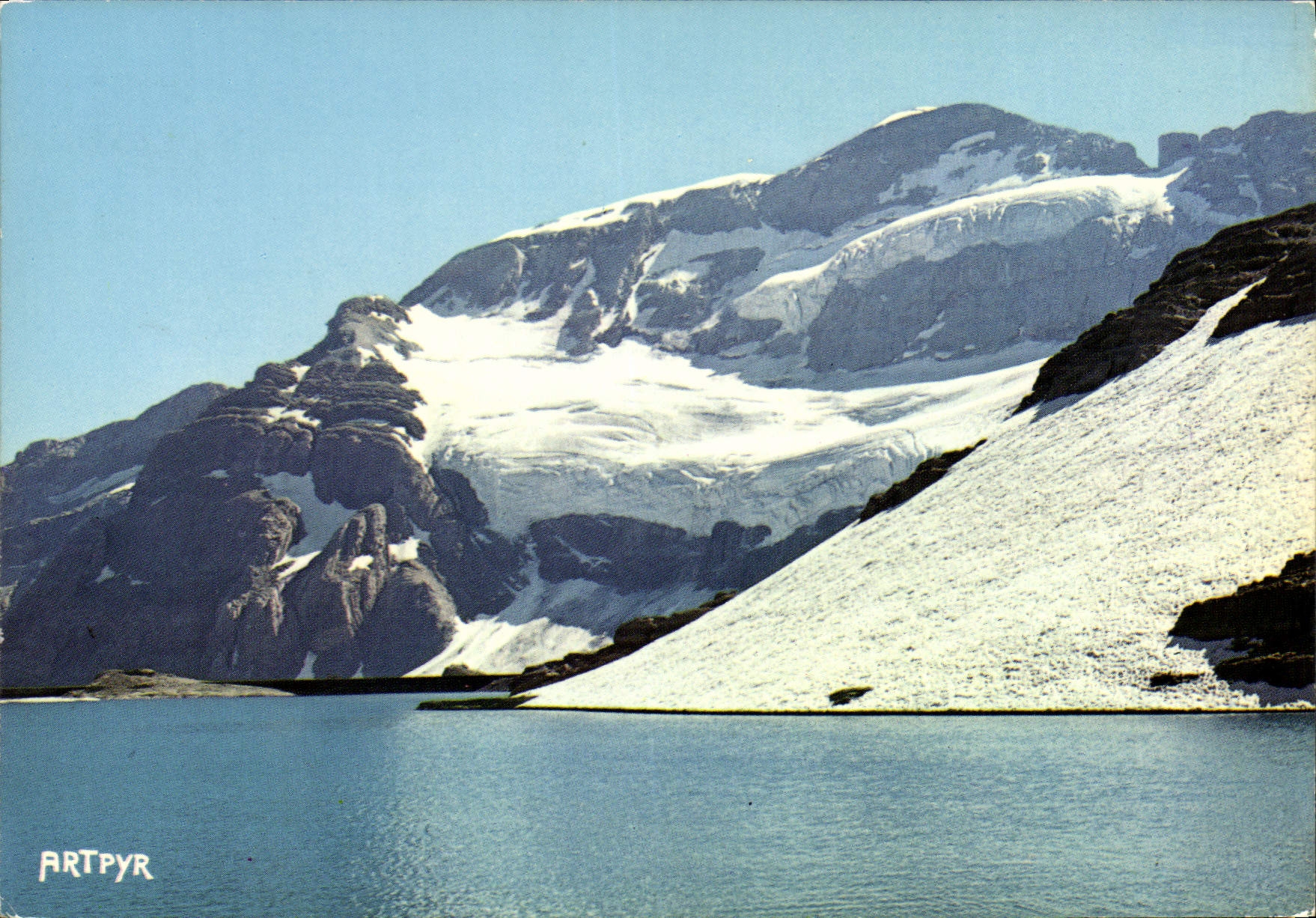 CPM Les Pyrenees Le Lac Glace 
