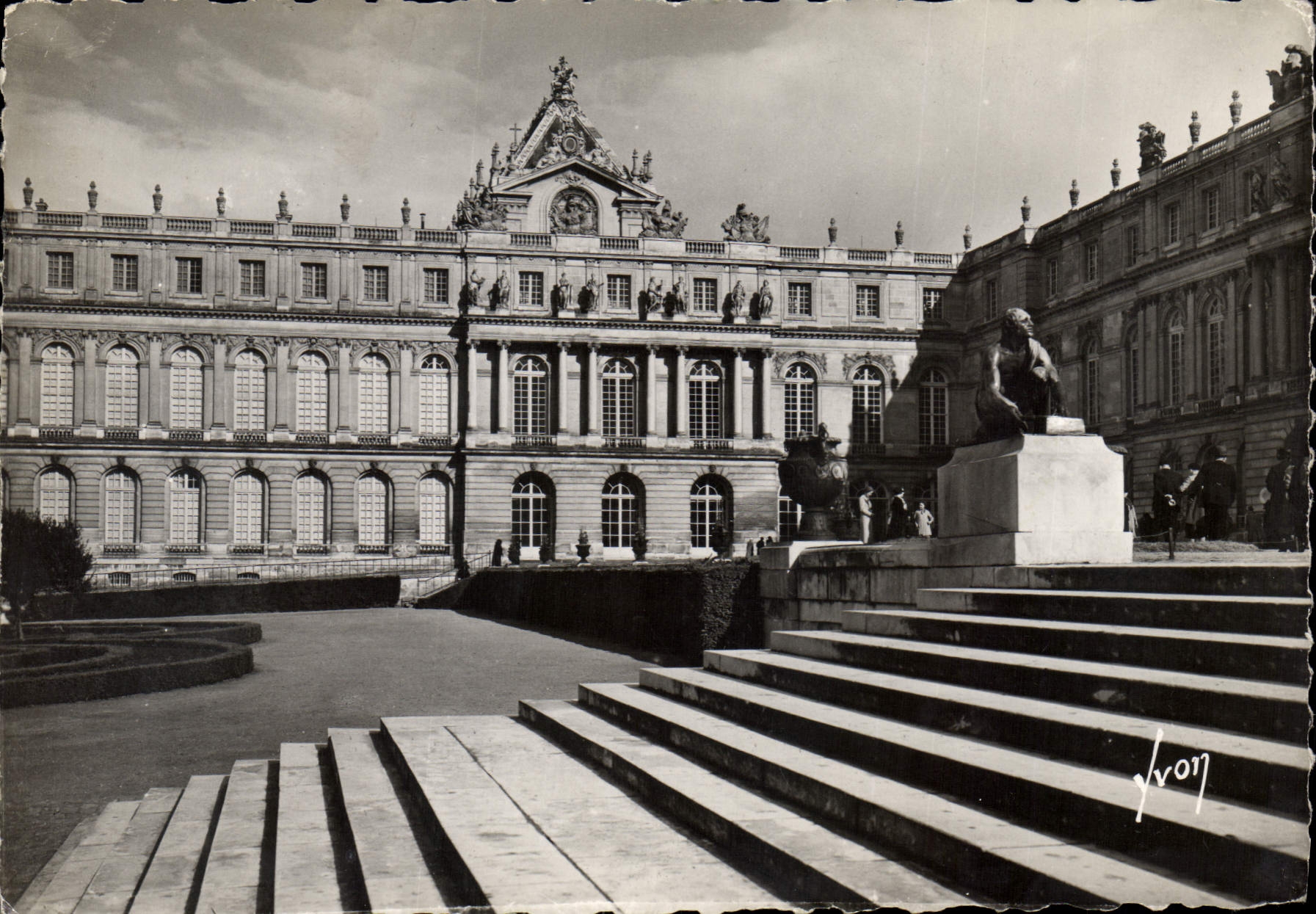 CPM Versailles Seine et Oise Aile nord du Palais