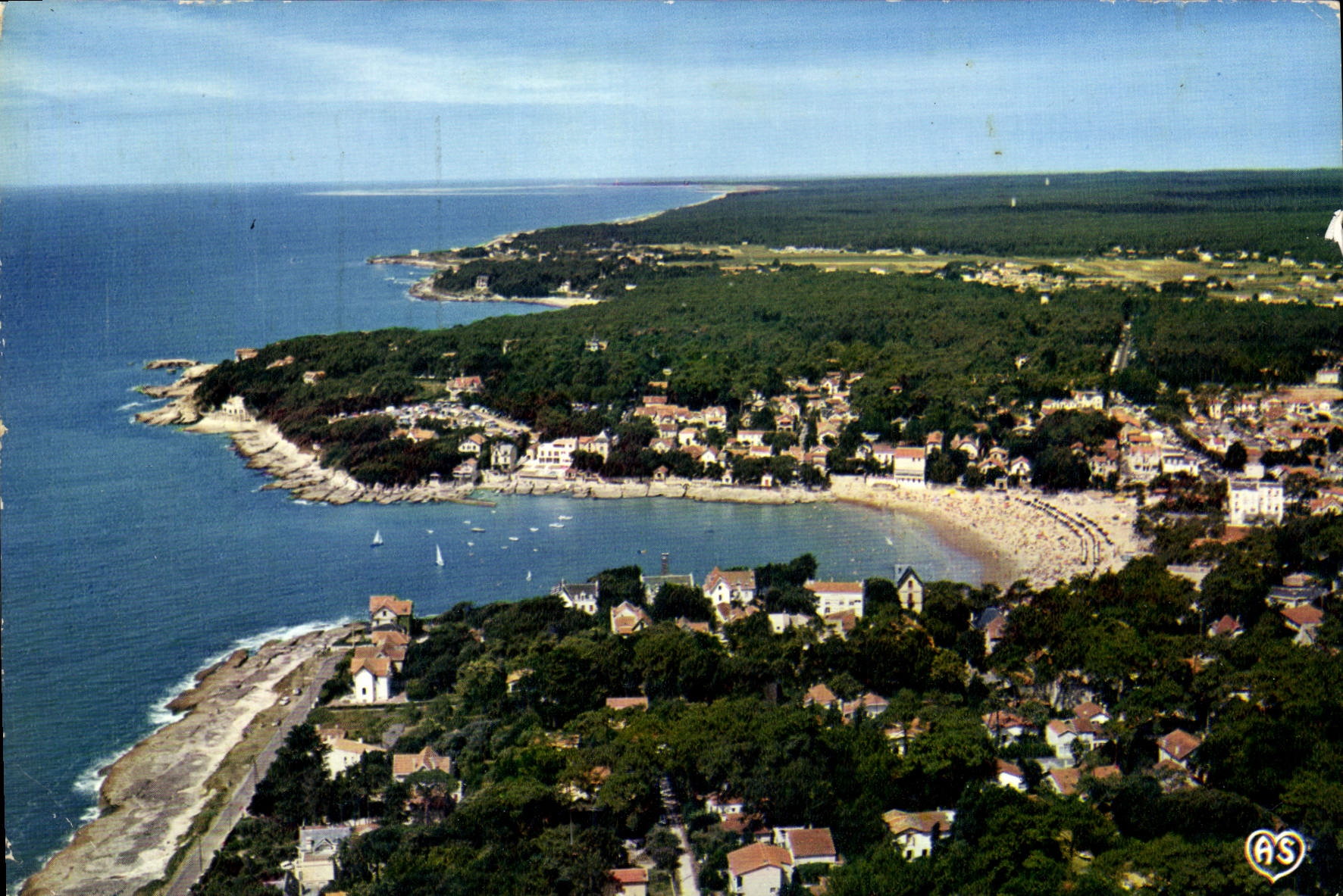 CPM Saint Palais sur Mer Chte Mme vue generale la plage et perspective vers la Grande Cote