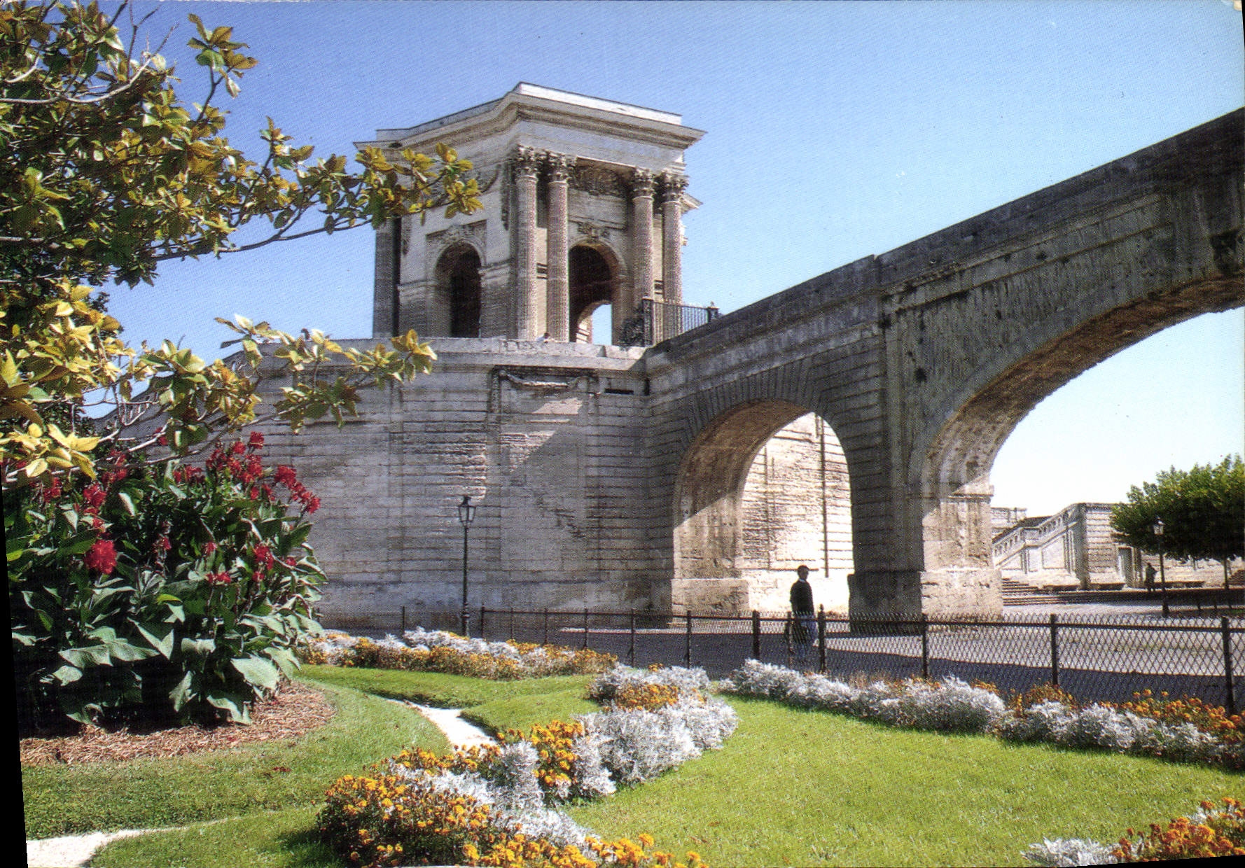 CPM Montpellier Capitale du Languedoc les Jardins du Peyrou