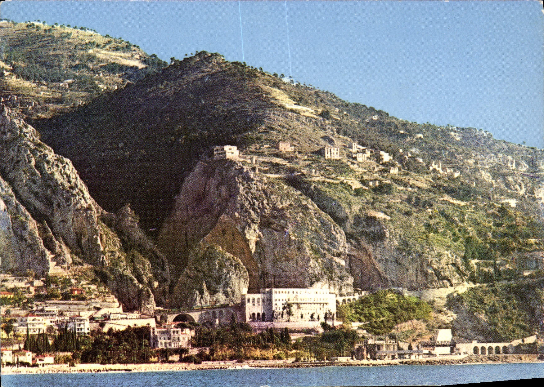 CPM Les Sites Merveilleux de la Cote d'Azur Menton A M Garavan le Pont St Louis et la Frontiere Fran