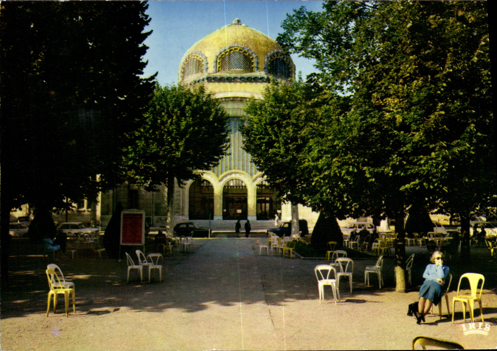 CPM Vichy Allier Reine des Villes d'eaux Etablissement Thermal de 1er Classe 