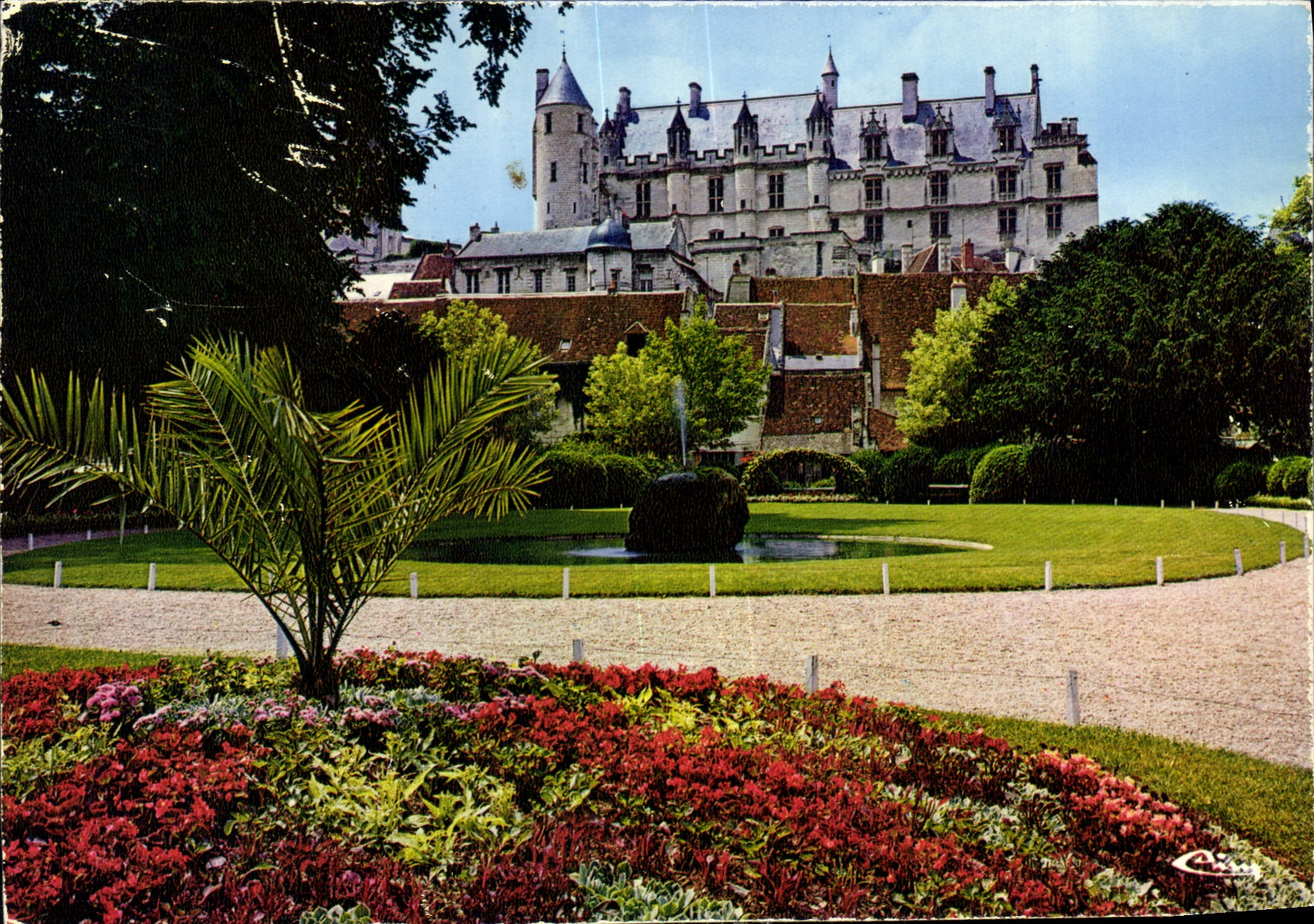 CPM Les Chateaux de la Loire Loches I et L le Logis Royal XIV et XVI S le Chateau XV et XVI S englob