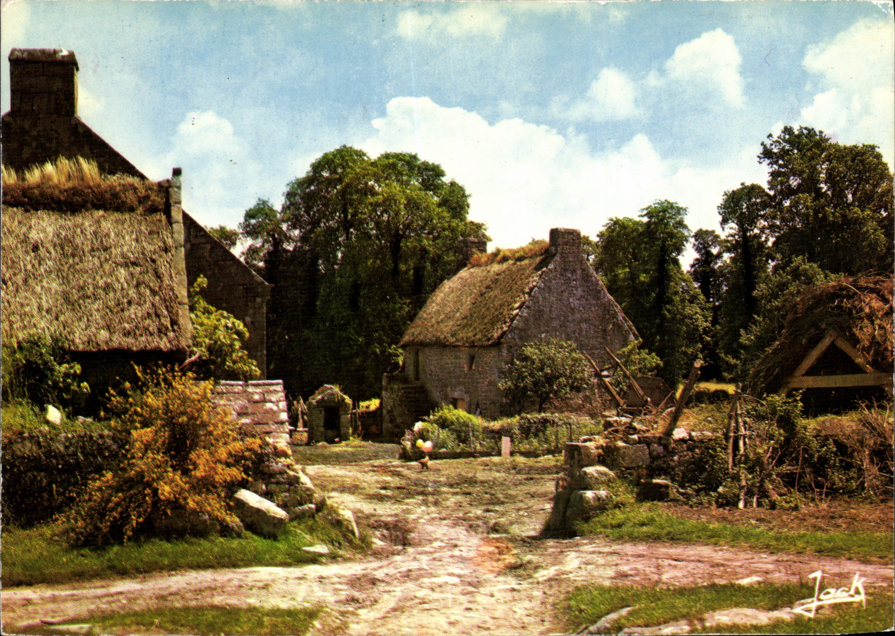 CPM Couleurs de Bretagne Chaumiere bretanne Breton thatched cottage 