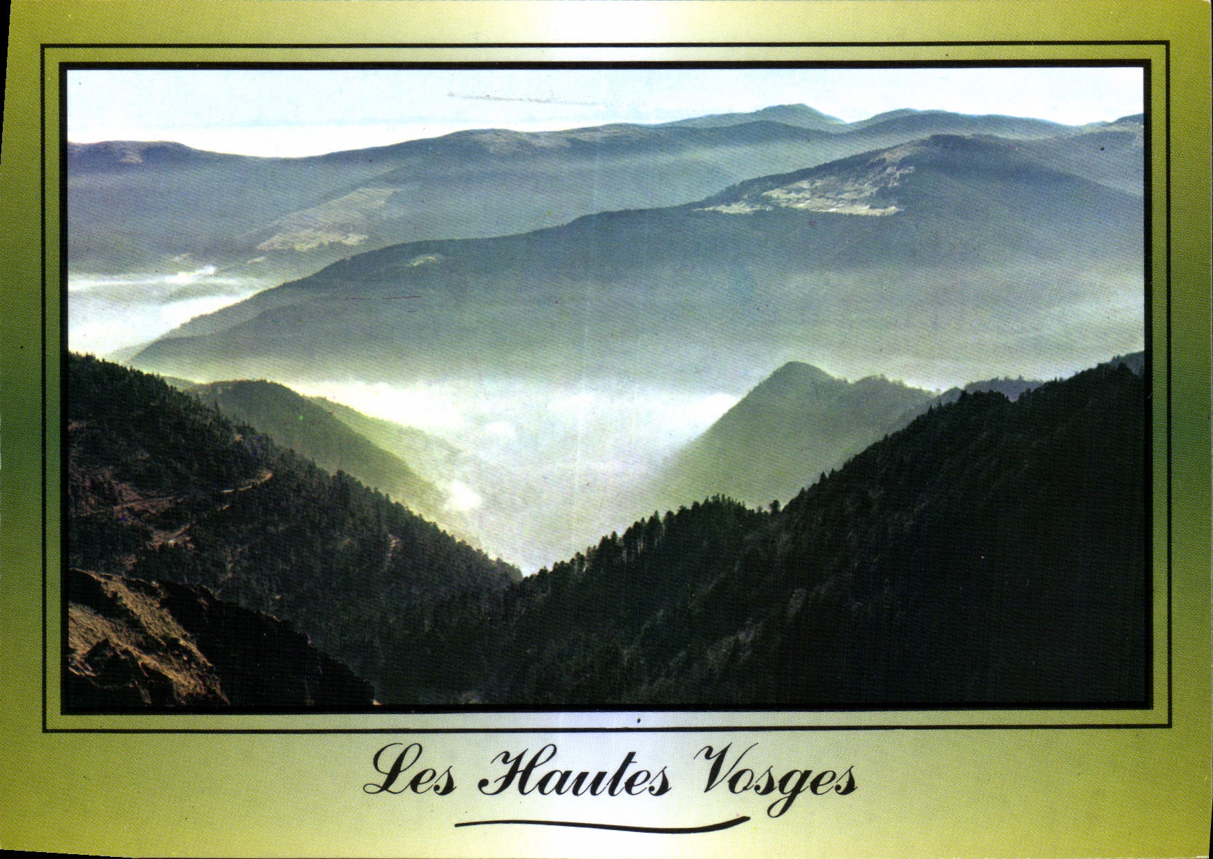 CPA Image de France les Hautes Vosges Massif du Hohneck au lever du jour