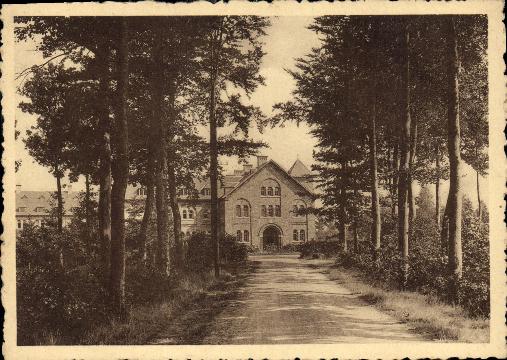 CPM Monastere N D de Bethanie Lophem lez Bruges Entree