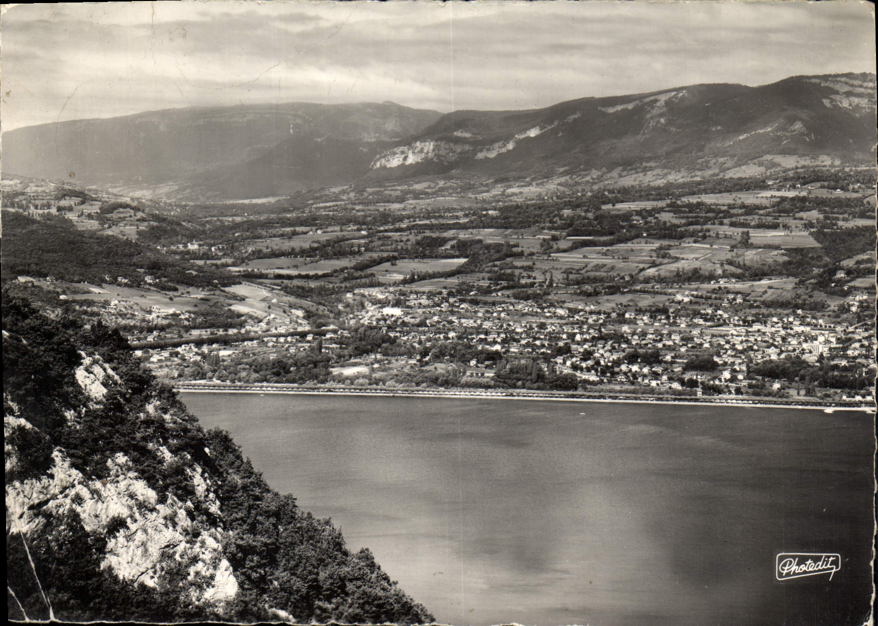 CPM Charme des Alpes de Savoie Aix les Bains Station climatique touristique et bienfaisante vue pano