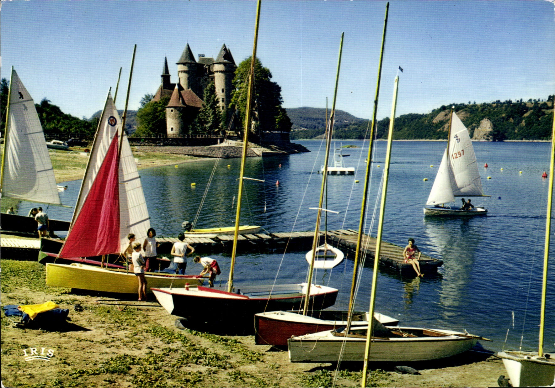 CPM Pres de Bort les Orgues Correze le Chateau de Val XIV siecle