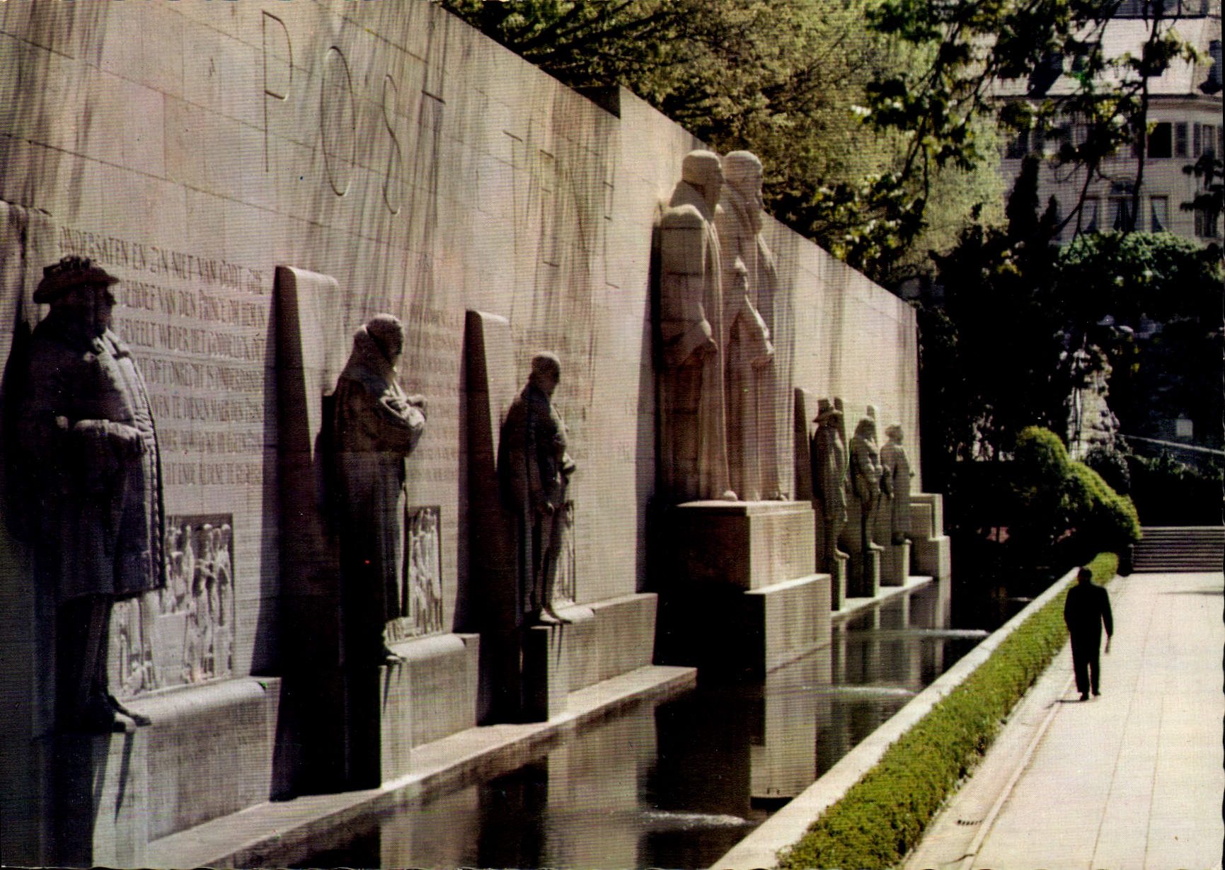 CPM Geneve Monument International de la Reformation