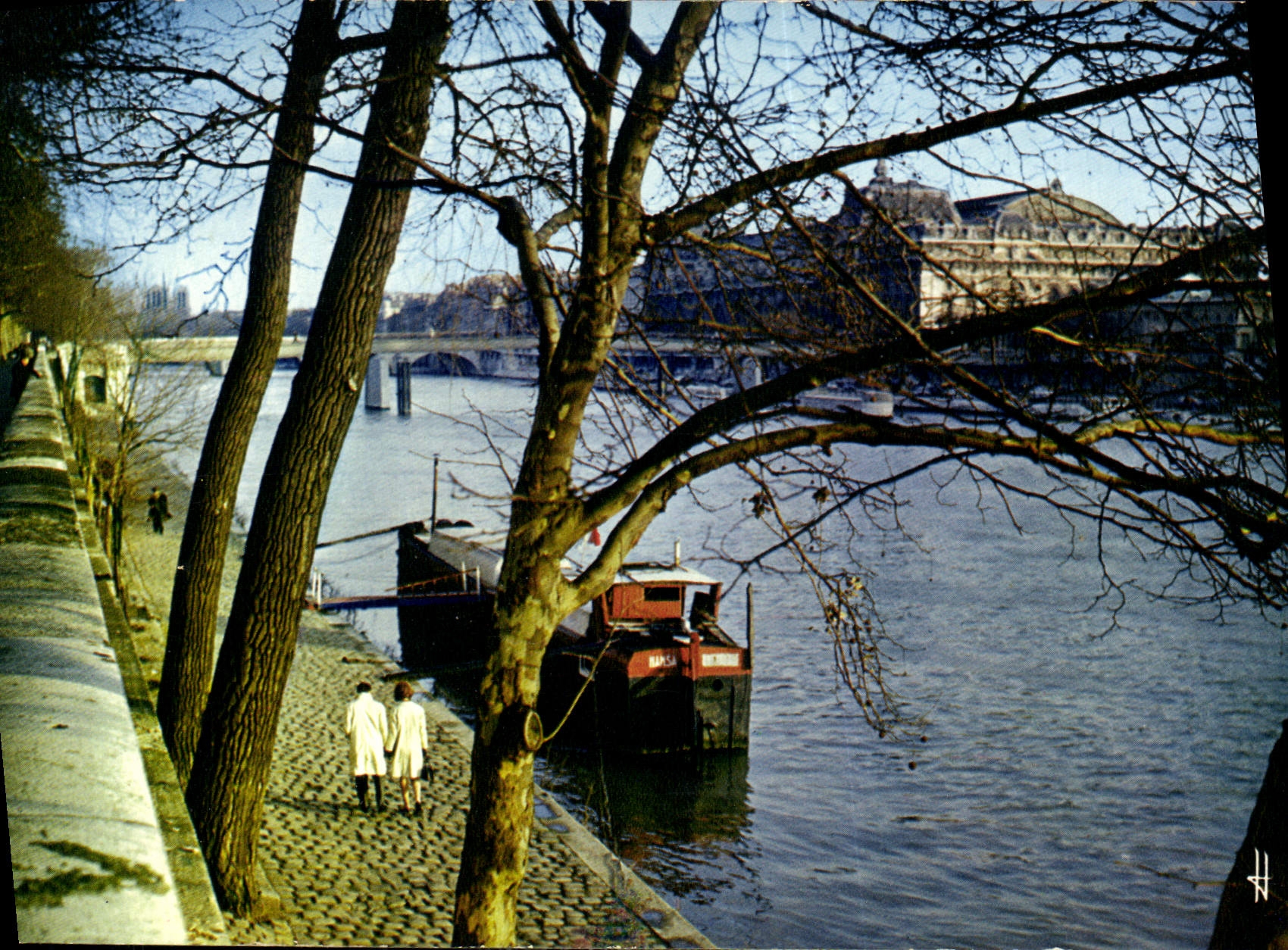 CPM Paris Les Quais de la Seine 