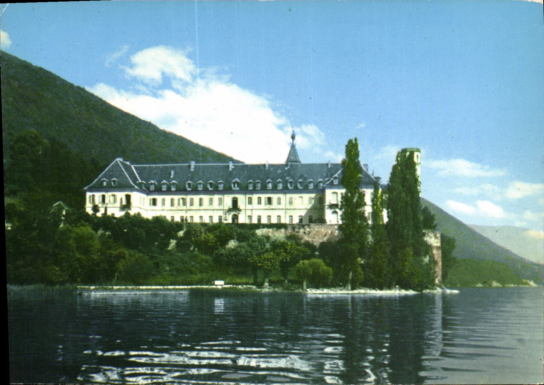 CPM Aix les Bains l'Abbaye d'Hautecombe 