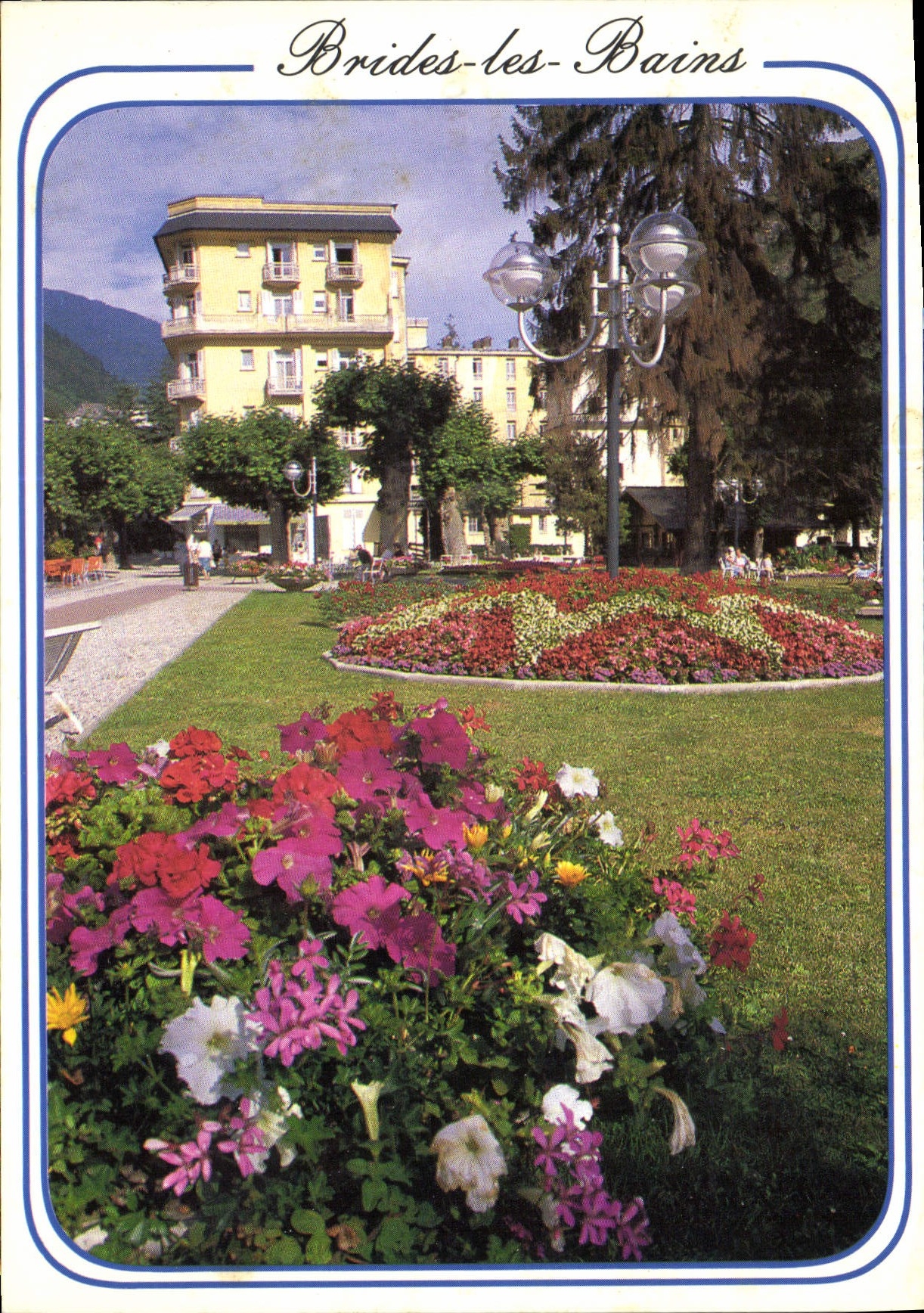 CPM Brides les Bains Savoie Jardins fleuris du Parc thermal 