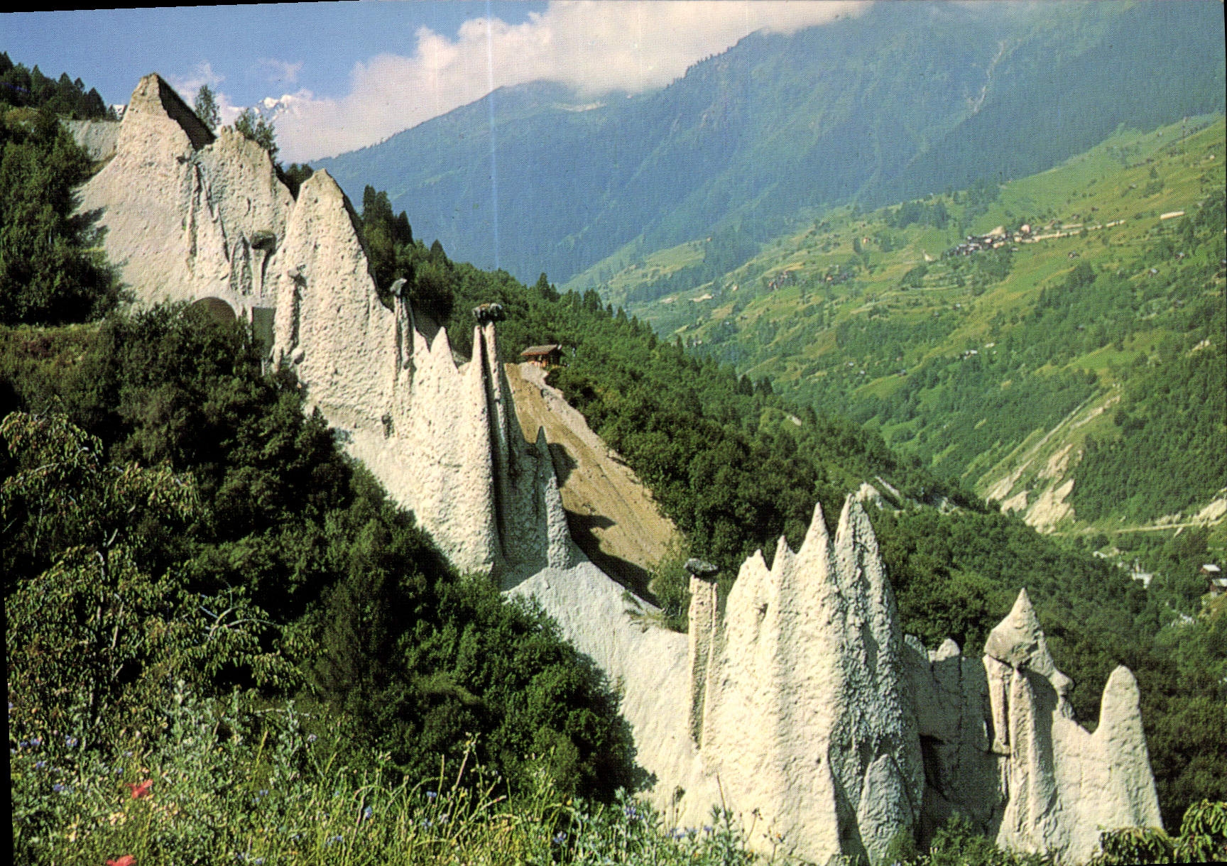 CPM Les Pyramides d'Euseigne 