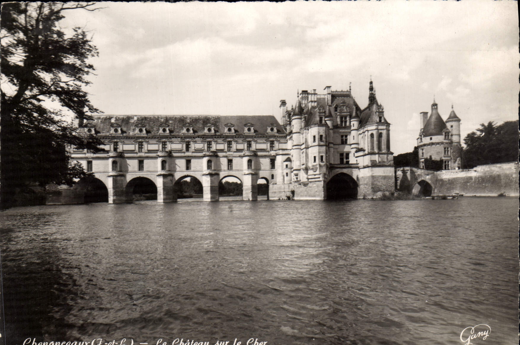 CPM Chenonceaux Indre et Loire le chateau sur le Cher
