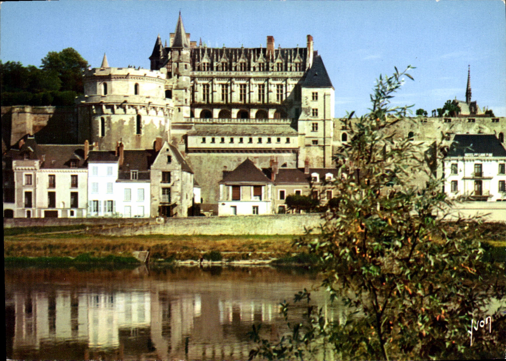 CPM Couleurs et Lumiere de France  Val de Loire Chateau d'Amboise Indre et Loire