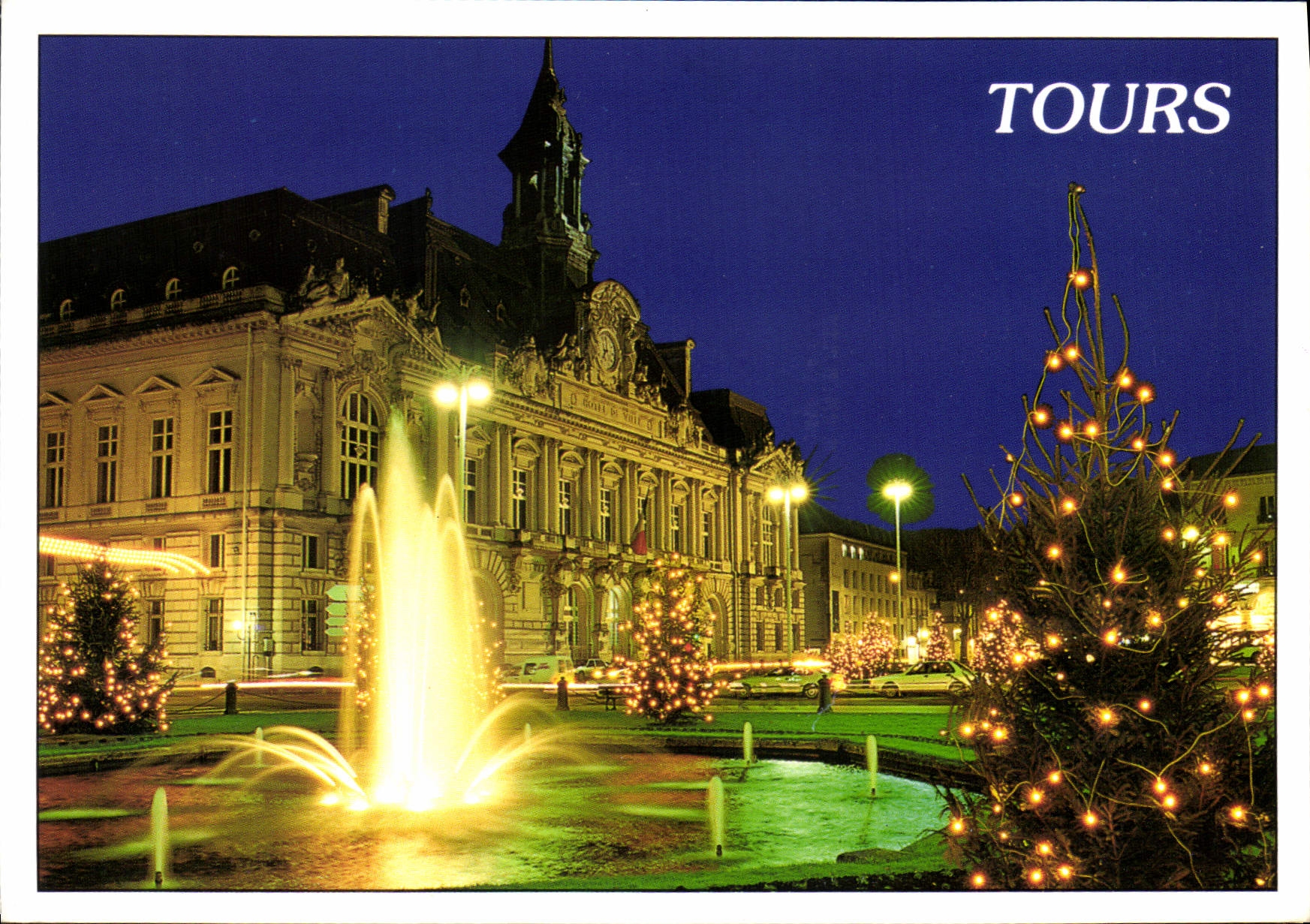 CPM Tours Indre et Loire L'Hotel de Ville illumine Ill a ete edifie de 1896 a 1904 sur les plans de 