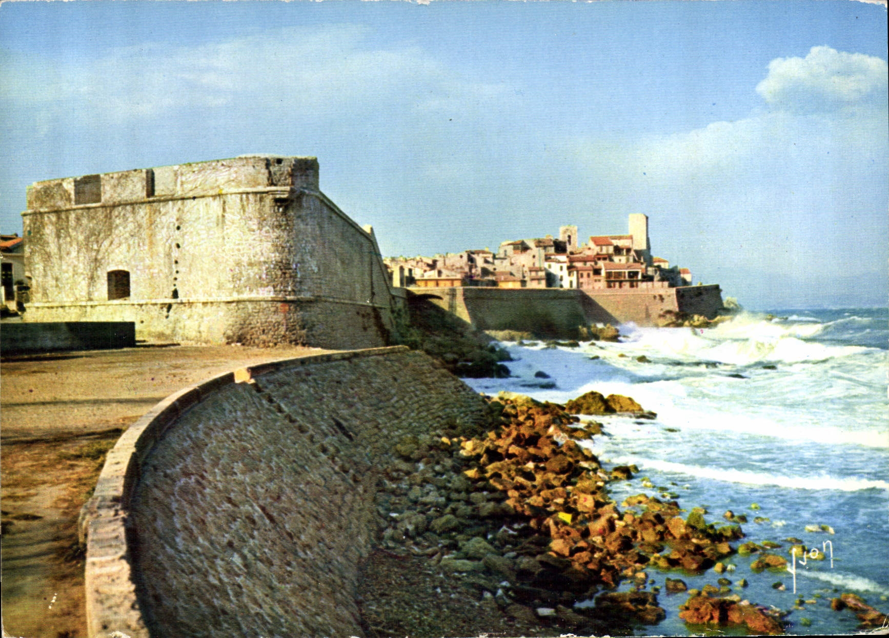 CPM Couleurs et Lumiere de France La Cote d'Azur miracle de la nature Antibes Alpes Maritimes Restes