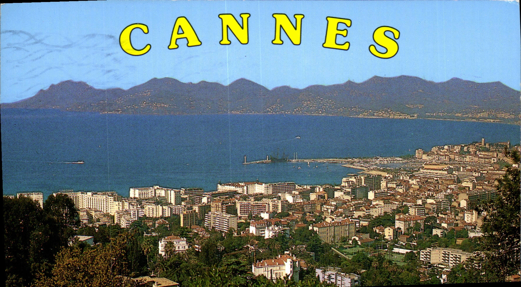 CPM Cannes Vue generale 