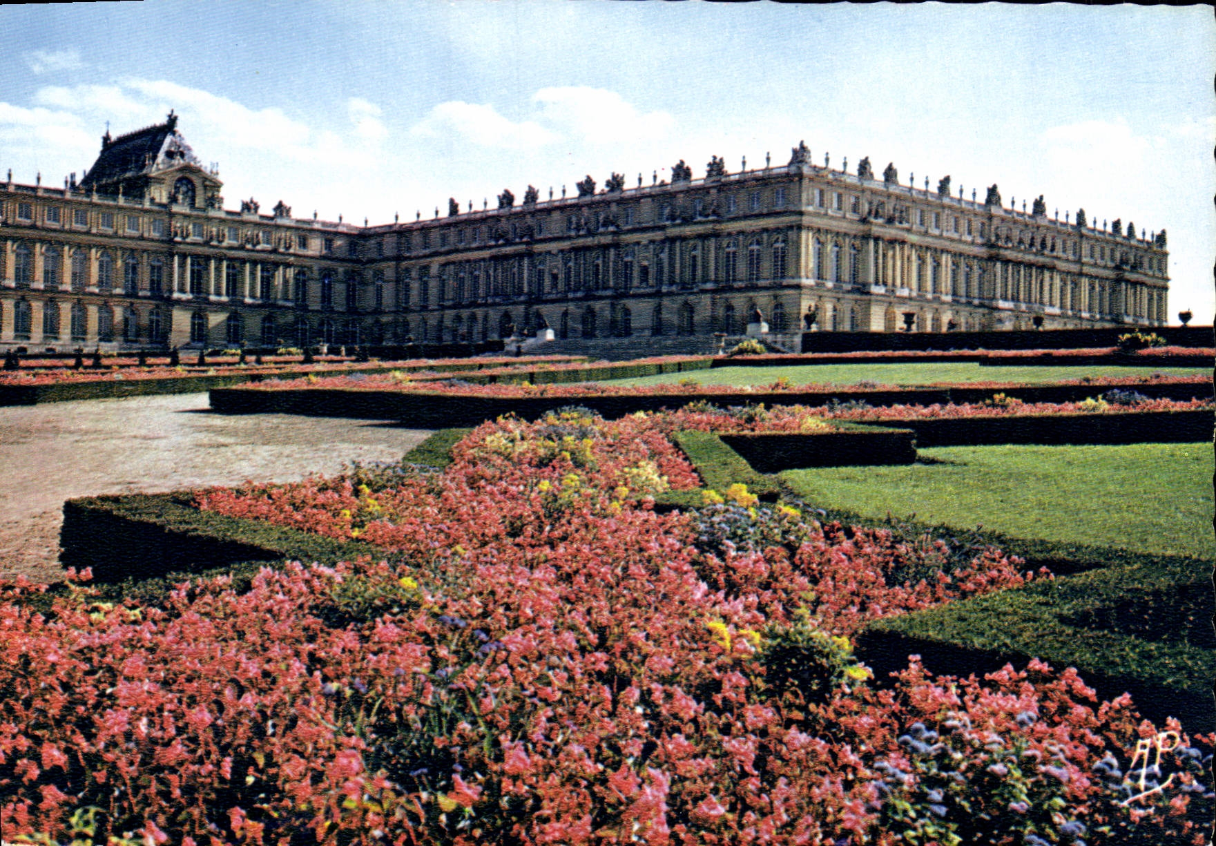 CPM Palais de Versailles Facade sur le Parc L'Aile Nord 