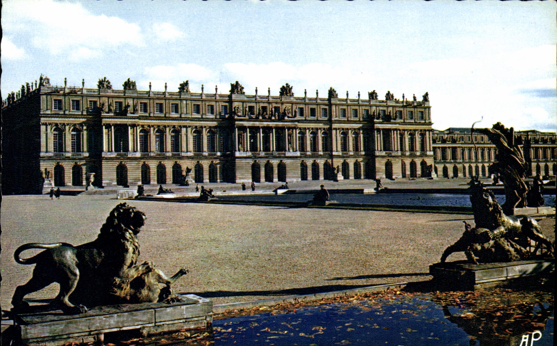CPM Palais de Versailles Facade sur le Parc 