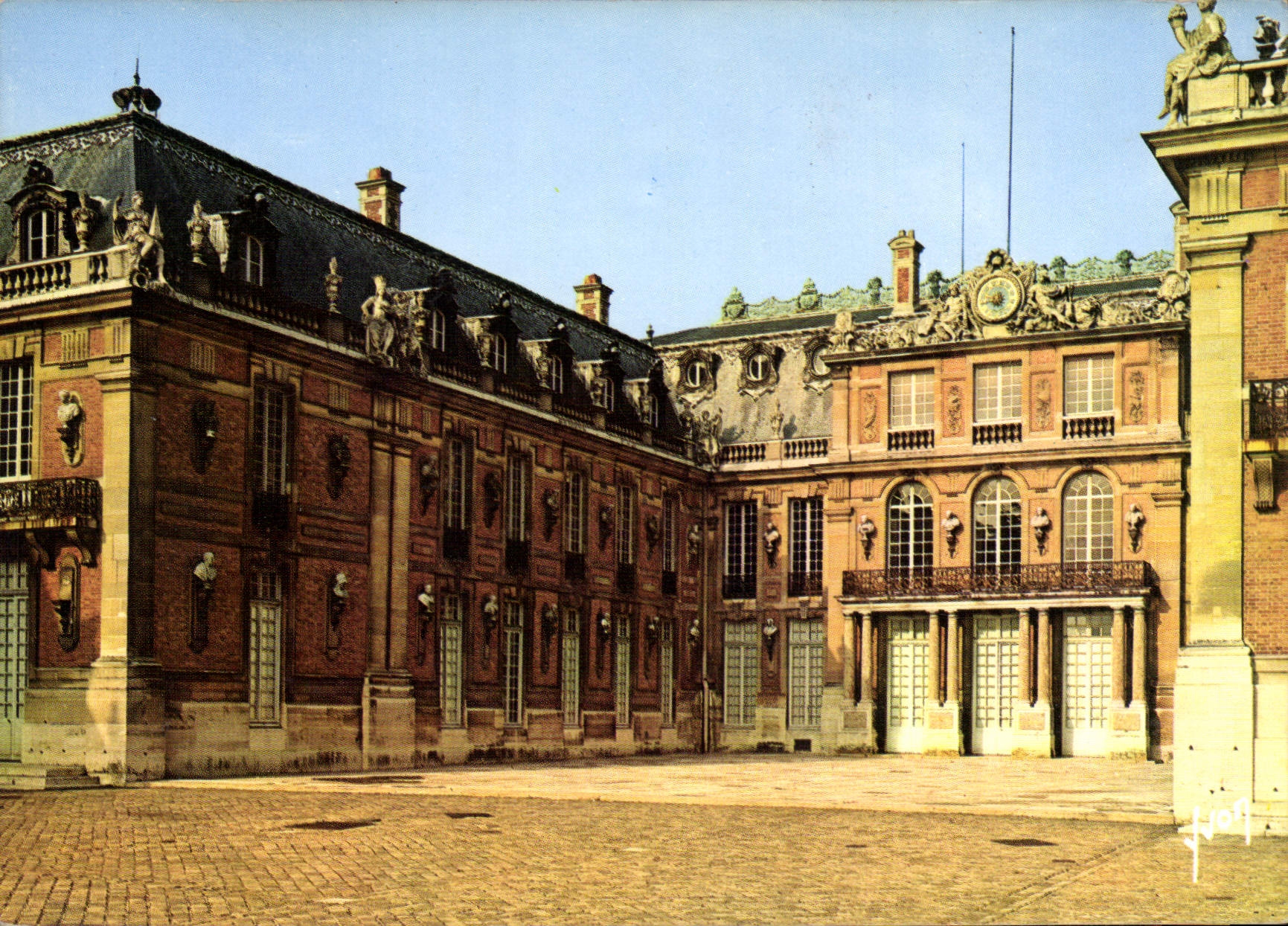 CPM Chateau de Versailles Yvelines Cour de marbre 