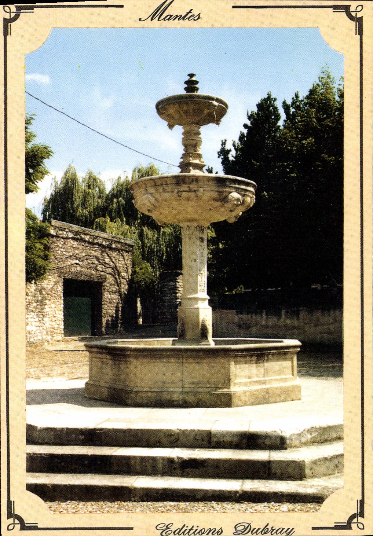 CPM Mantes La Jolie Yvelines La Fontaine Renaissance