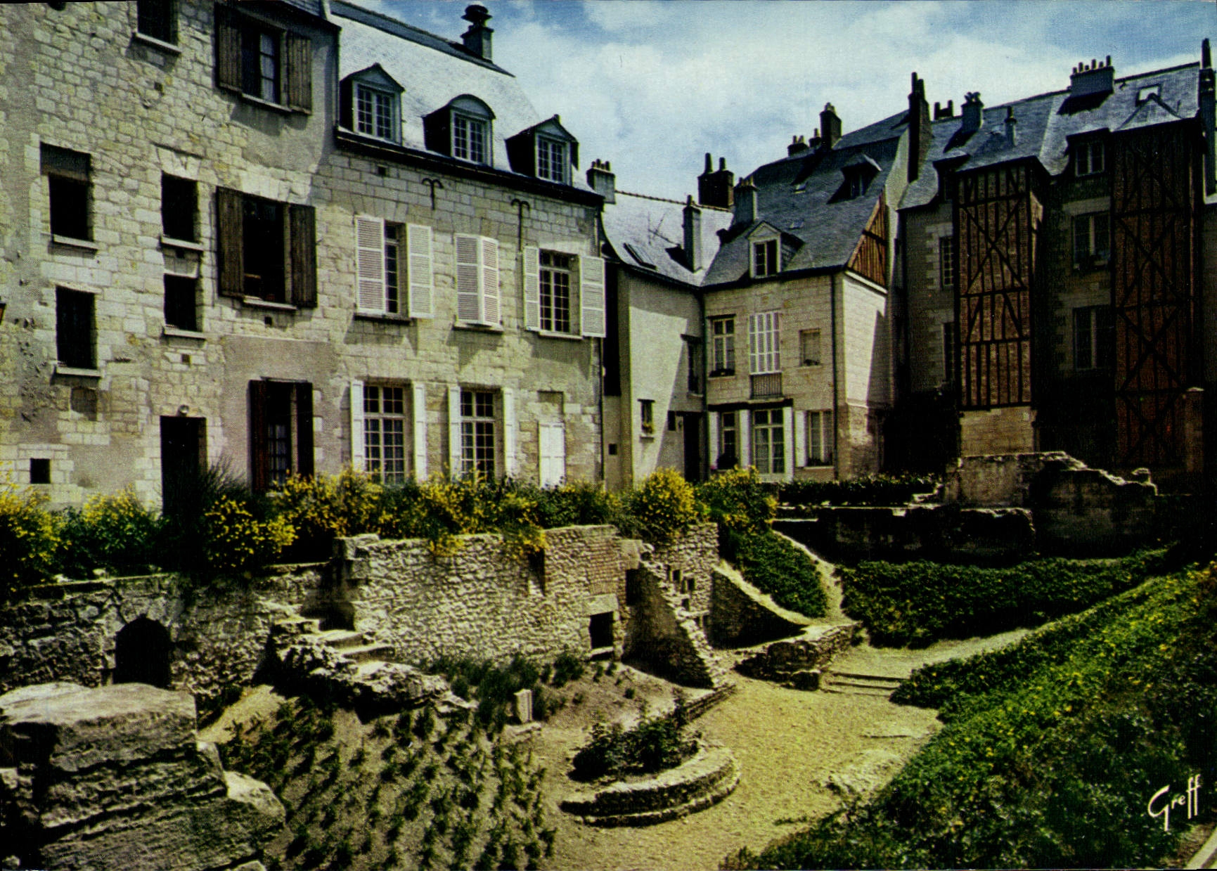 CPM Tours Indre et Loire Vieille maisons 