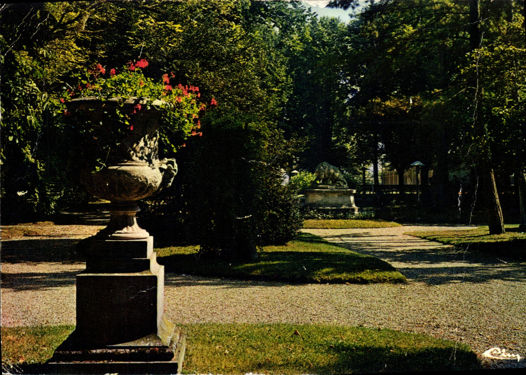 CPM Villennes sur Seine Yvelines Parc de l'lle