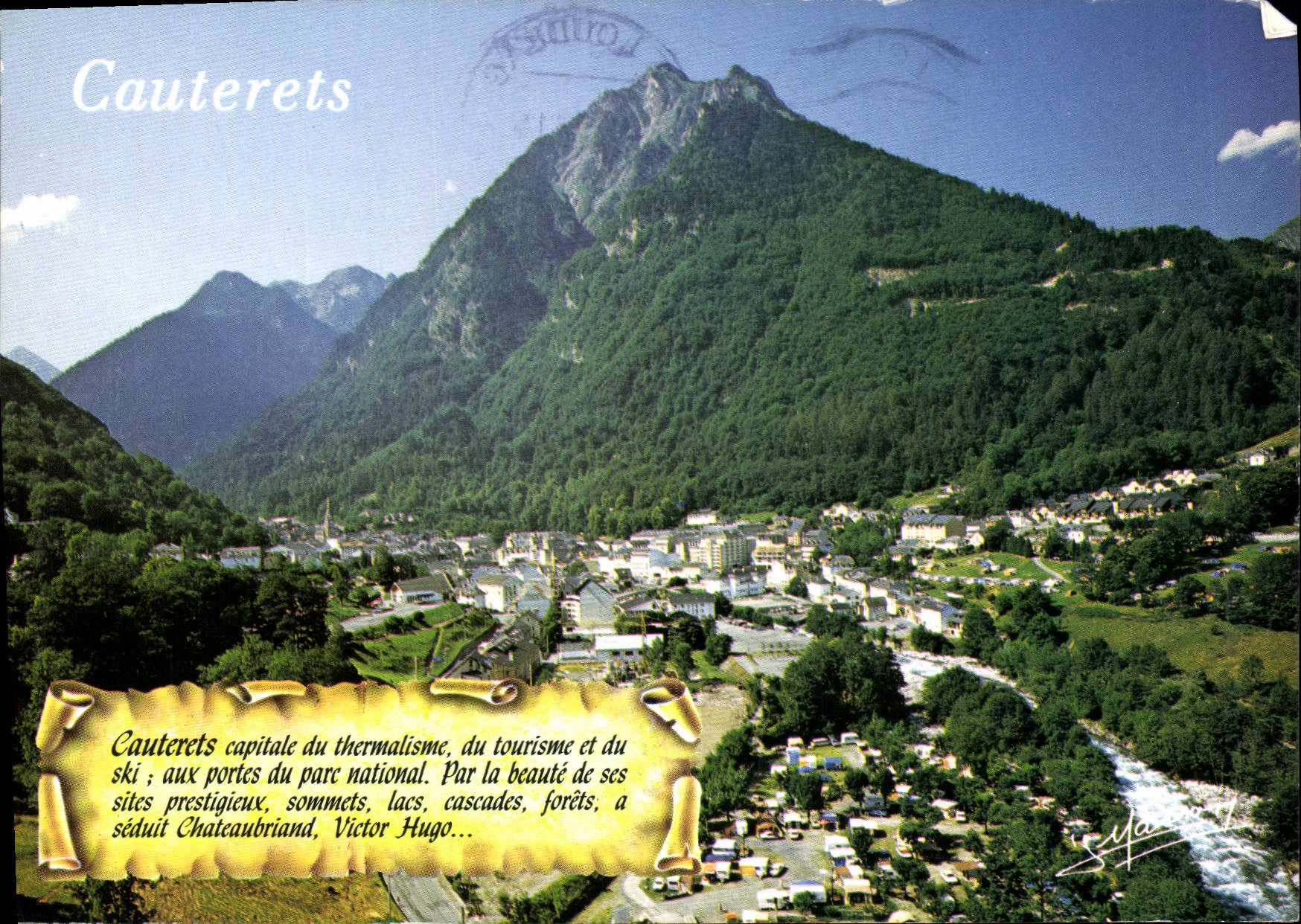 CPM Cauterets Hautes Pyrenees Vue d'ensemble 