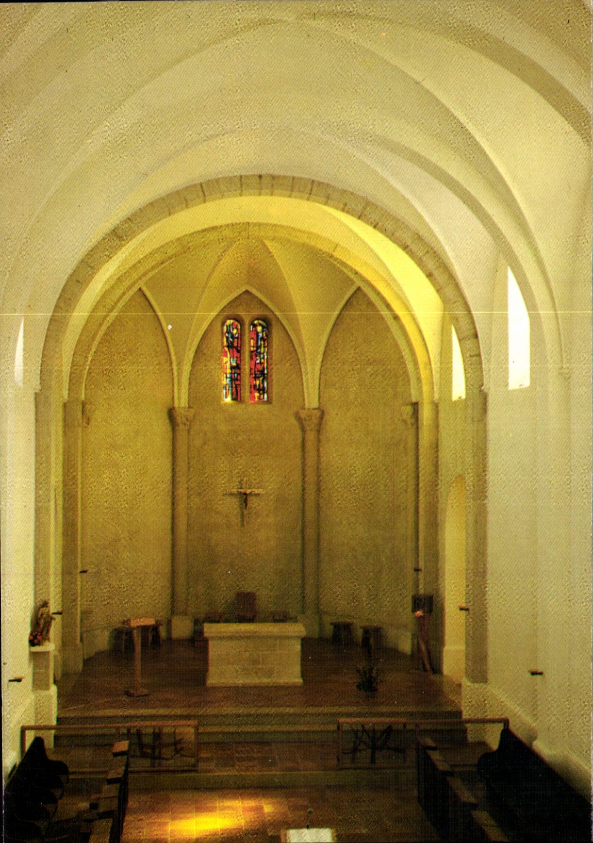 CPM Monastere de la Clarte Notre Dame Moniales de l'Ordre de St Dominique Taulignan Interieur de l'e